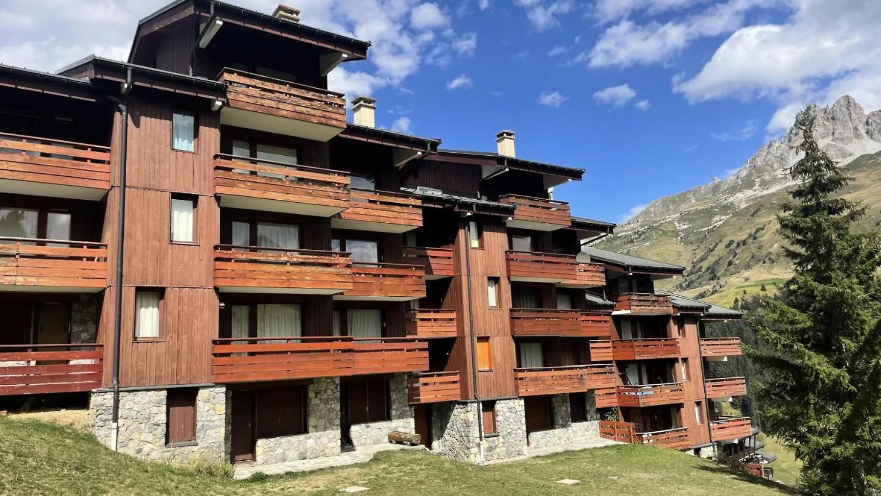 Residence La Saulire - Studette Pour 2 Personnes A Meribel Mottaret Dans Le Quartier Du Laitelet, Au Pied Des Pistes Mae-2158 Les Allues France